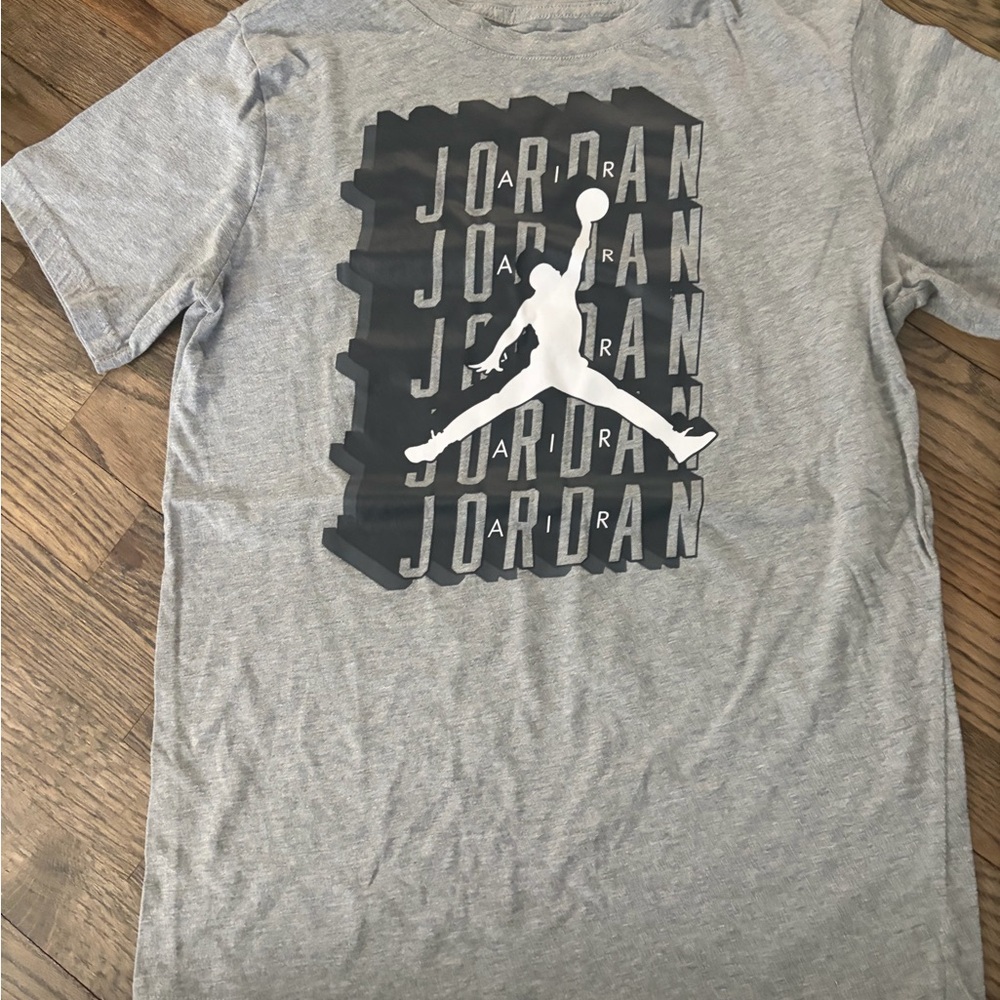 Jordan Light Gray Short-Sleeve Graphic Tee with White Jumpman